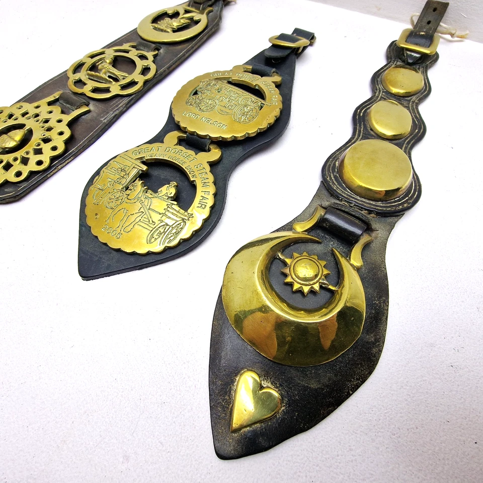 Vintage Horse Brasses On Leather Straps Great Dorset Steam Fair Sun Moon Acorn - Image 4 of 4