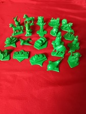 1970's Tupperware Tupper Toys 21 Green Figures for Busy Blocks Alphabets
