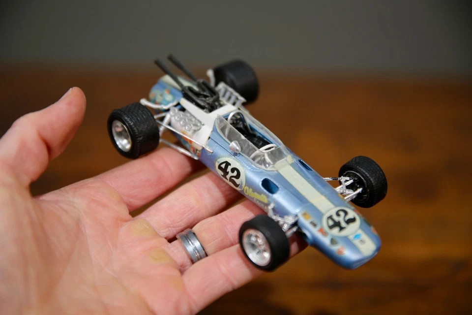 De colección MPC AMT Olsonite Eagle Indy 500 Rac Car Model Kit Plástico Construido Foto 3 de 4