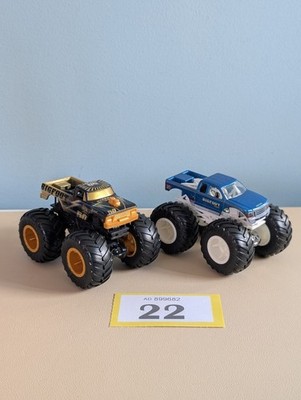 Hot Wheels Monster Jam Monster Trucks Bigfoot und Bigfoot 50th