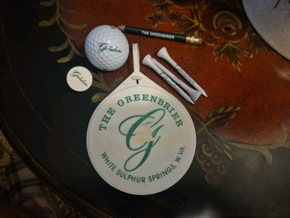 Bolsa de golf clásica Greenbrier Resort Hotel etiqueta logotipo bola Callaway con "B" + extra Foto 2 de 3