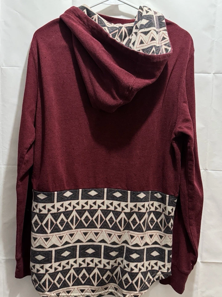 On The Byas Men's Medium Pullover Hoodie Burgundy Geometric Design Pocket Pouch - Image 3 of 4
