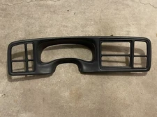 Chevy Tahoe Suburban Silverado Gmc Sierra Yukon Radio Dash Trim Bezel 00 01 02