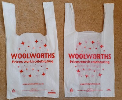 Woolworths Preise es wert zu feiern und im Geschäft zu bestellen 2 x kleine Tragetaschen
