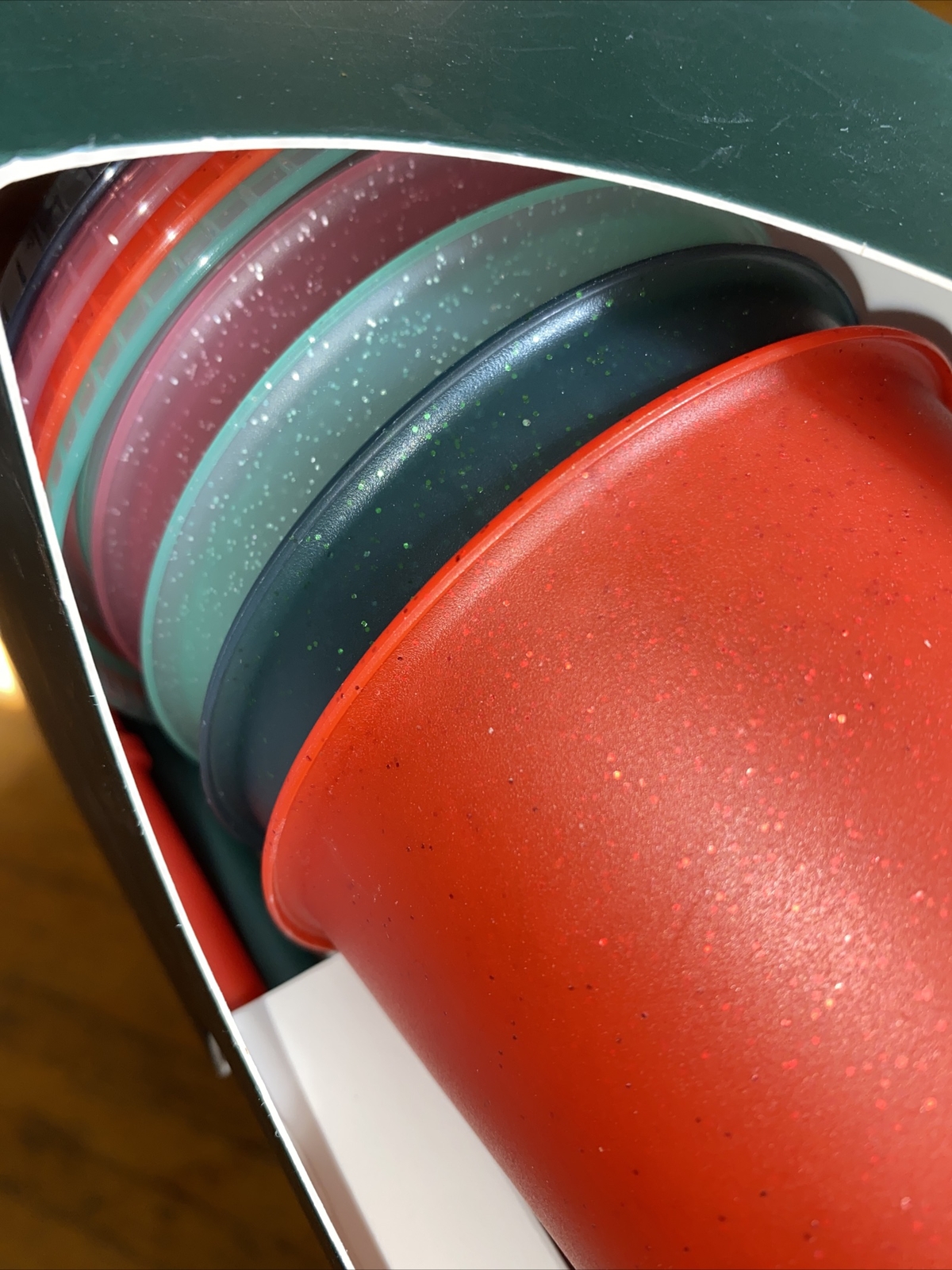 Starbucks Holiday 2020 Glitter Reusable Cold Cups Set Of 4 24oz Cups w