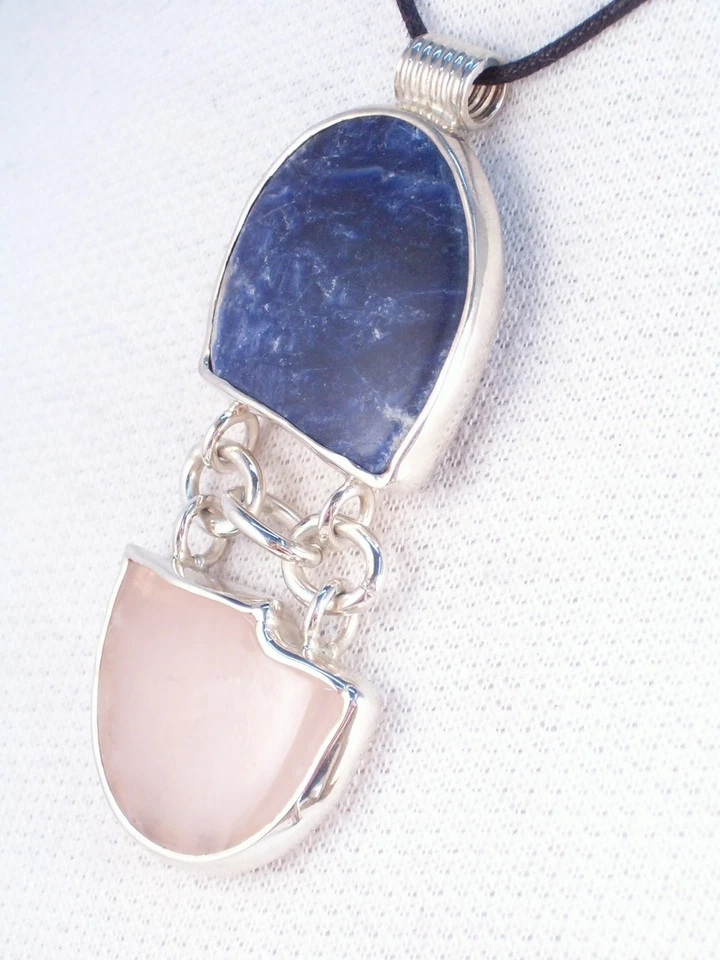 Ciondolo in ARGENTO 925 con PIETRE DURE naturali - Quarzo Rosa e Sodalite - Immagine 4 di 4