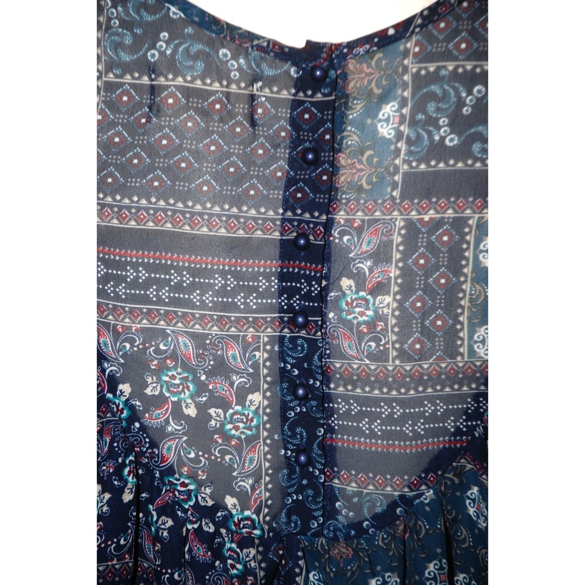Blouse Altered State Avec Broderie Crochet – Taille XS, Couleur Crème, Manches Longues, Neuve Avec étiquette