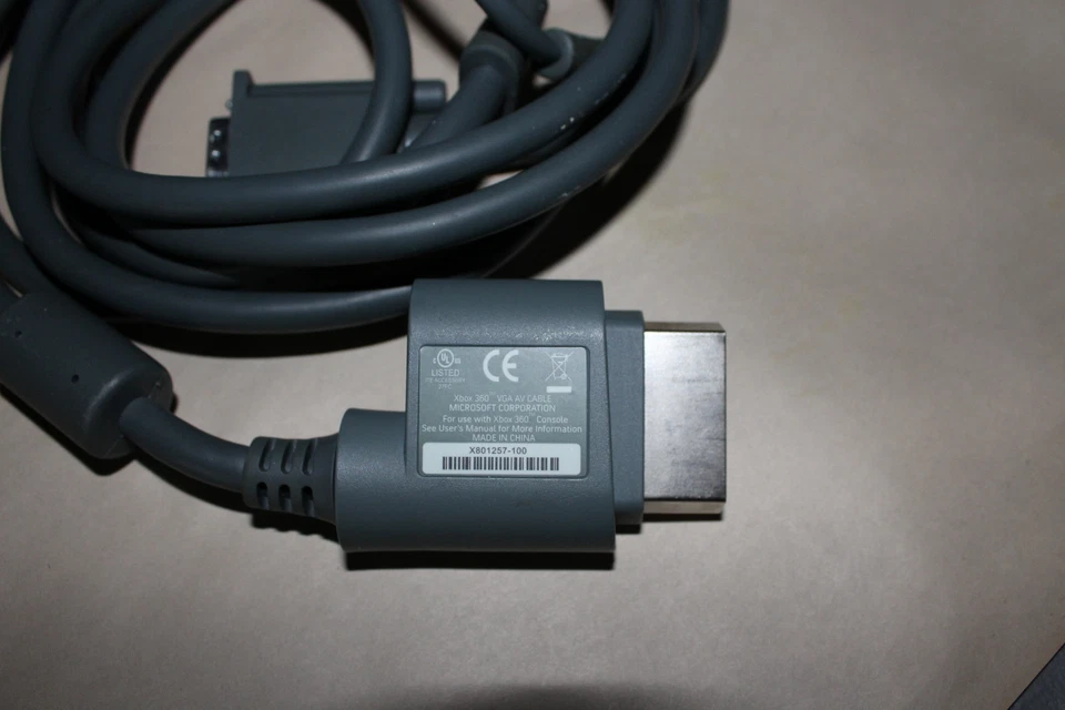Original Microsoft Xbox 360 VGA AV Cable X801257-100 - Image 2 of 2