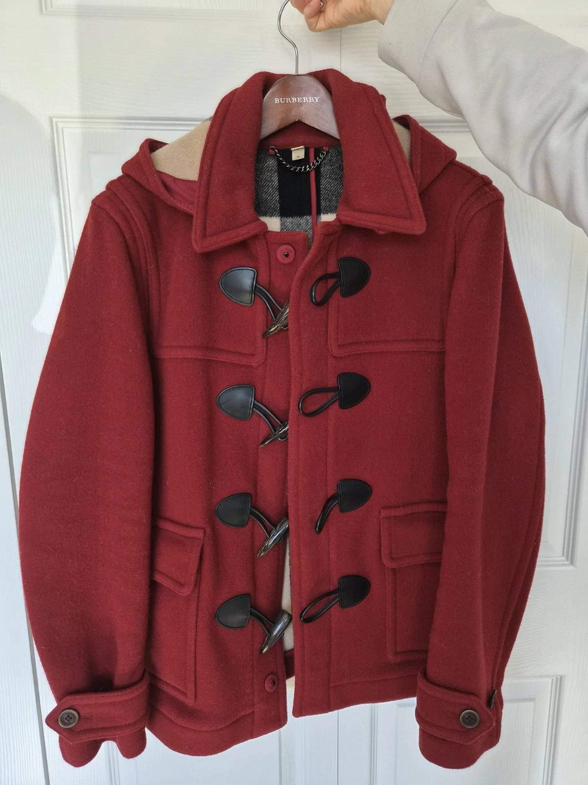Burberry — BURBERRY WOMENS BLACKWELL SHORT WOOL DUFFLE COAT IN DEEP ClARET UK size 48 S/M