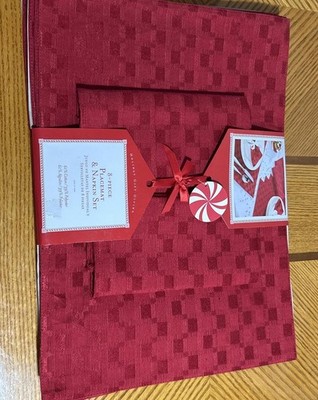 8-Piece Red Placemat & Napkin Set