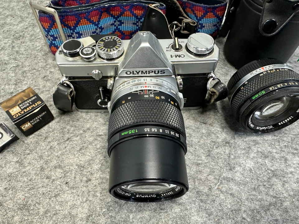 Olympus OM-1 MD 35mm SLR w 50mm f/1.8 Zuiko Auto-S and Zuiko 135mm f/3.5 lenses - Image 3 of 4