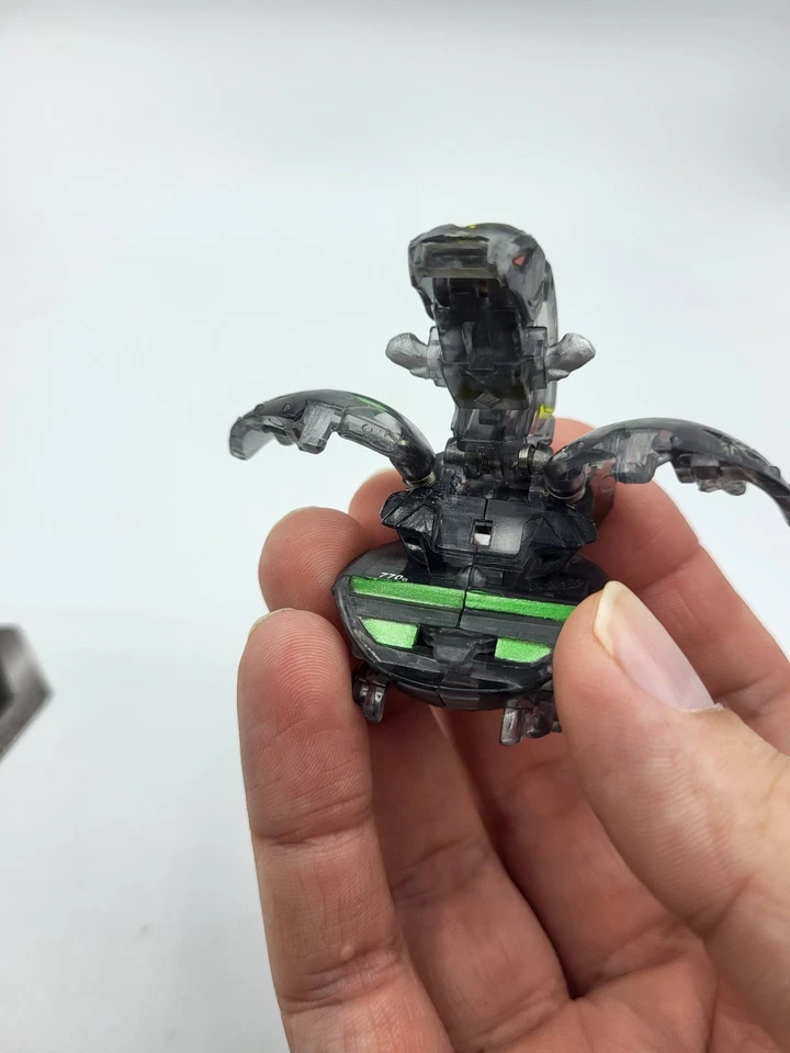 Bakugan Translucent Snapzoid - Darkus Black - Gundalian Invaders (RARE) - Image 2 of 4