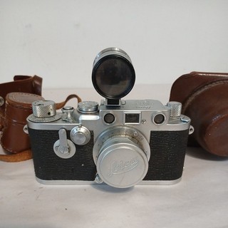 Leica DBP Ernst Leitz GMBH Wetzlar n. 770836 Range Finder come non testato