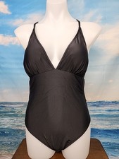 NWT Cupshe Womens One Piece Swimsuit Size Small Black Color.