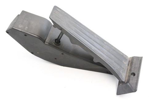 BMW 5er E60 E61 525D 130KW Gaspedal Fahrpedalmodul Automatikgetriebe 6766930