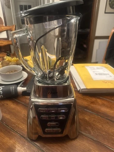 VINTAGE OSTERIZER CYCLE BLENDER 10. SPEED CHROME AND GLASS PITCHER EXCELLENT