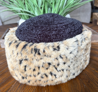 Classy Vintage Betmar New York Black & Faux Fur Cheetah 