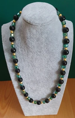 neu Handmade PerlenKette Porzellan Kristall Glas Würfel Schmuck Sommer Dame - Bild 1 von 4
