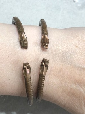 2x Vintage Schlangenkopf Kupfer Metall Drehmoment Armreifen Armband