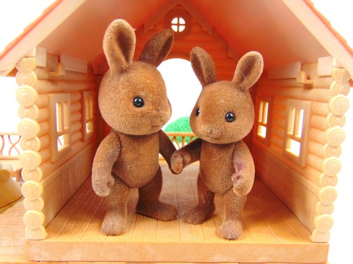 Sylvanian Families Baumhaus Spielset mit Figuren - Bild 12 von 15