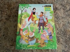 Vintage Walt Disney Snow White 200 piece jigsaw puzzle