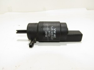 AUDI A6 C5 2002 Wischwasserpumpe window cleaner motor sprayer 1J5955651