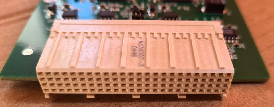 AJA RH10UC 101630-01 SDI to HD-SDI Up-converter, 10-bit Selectable aspect ratio - Image 4 of 4