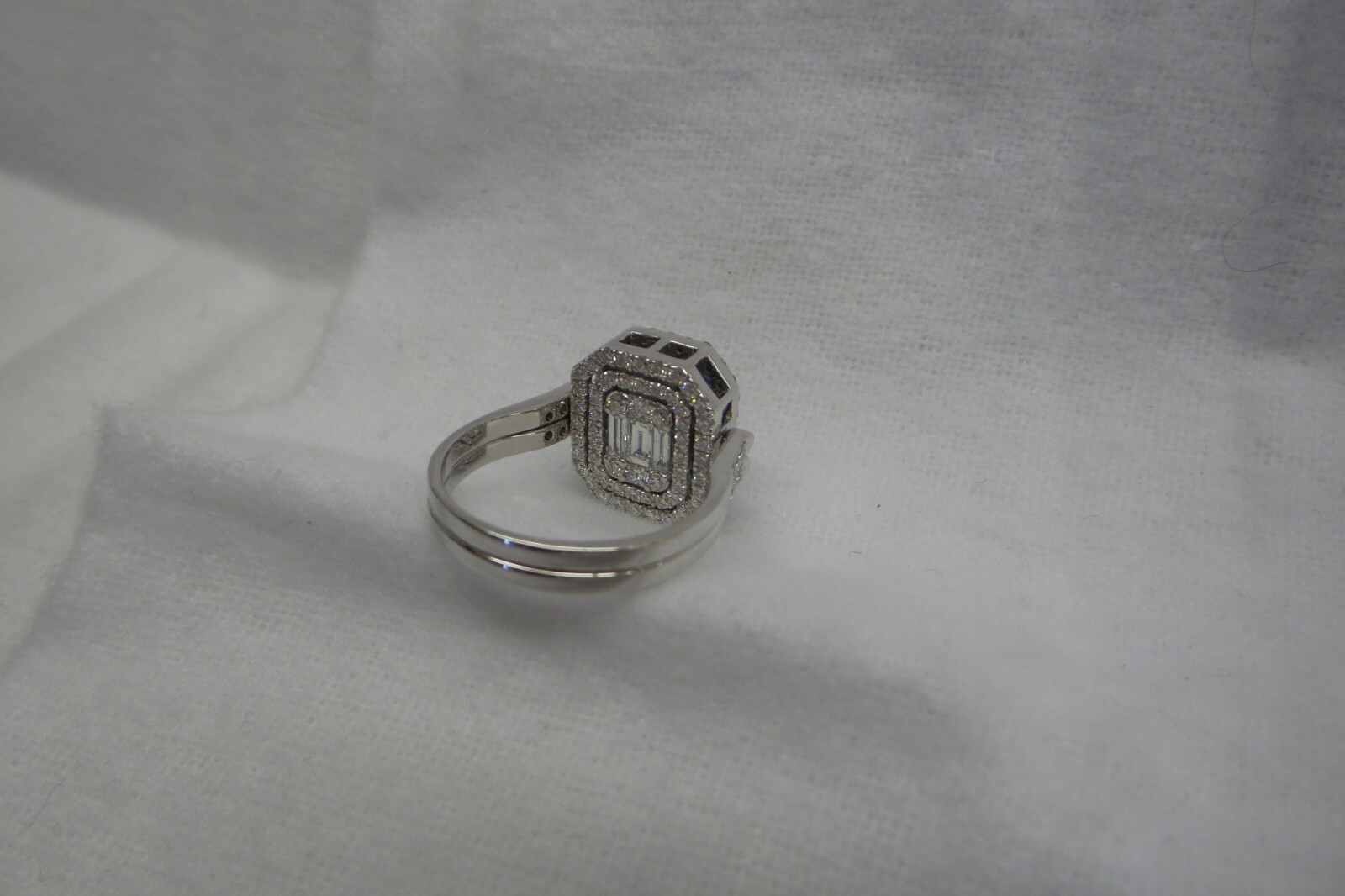 Fine Solid 18kt Double Sided Flip Ring, Natural D… - image 11