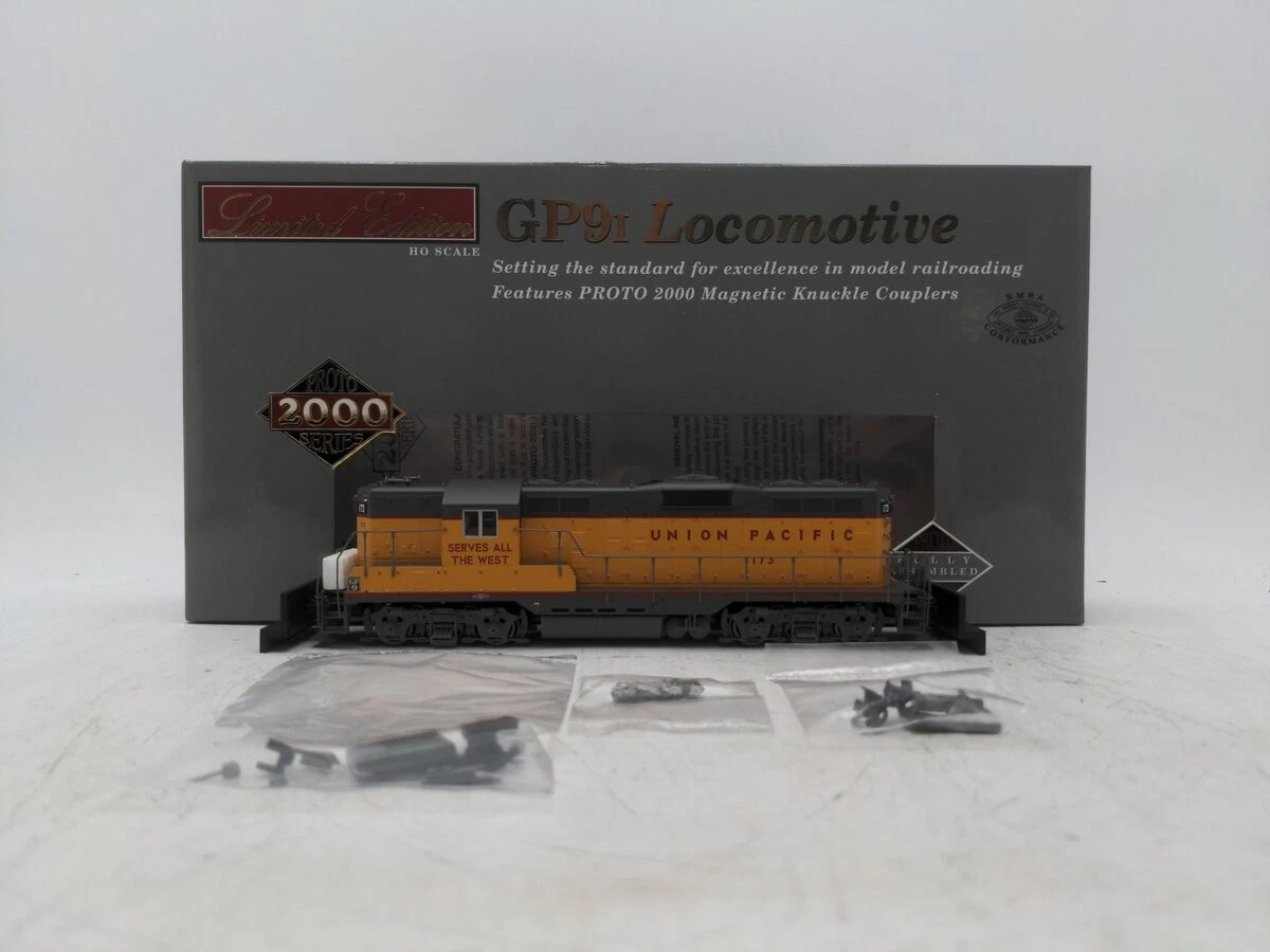 PROTO 2000 Union Pacific Railroad HO Model Railroad Locomotives