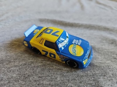 2010 Disney Cars GASPRIN #70 FLOYD MULVIHILL Rubber Tires FIXED