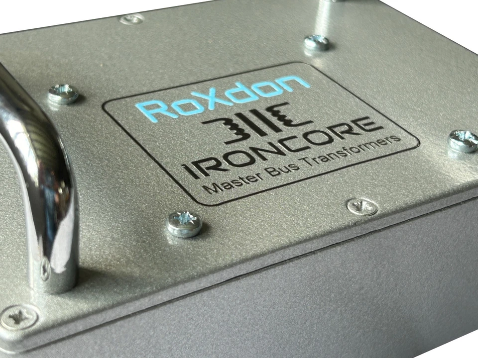 RoXdon IRONCORE Master Bus Transformers Colouration - Image 2 of 3