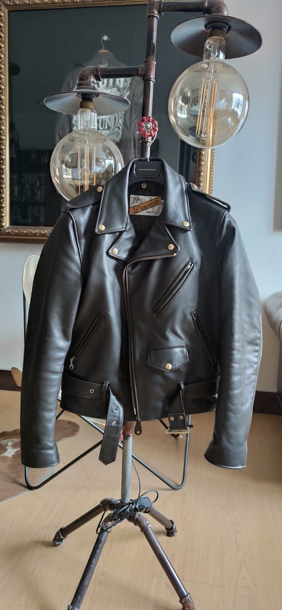Leather Jacket SCHOTT 618 Size 36 (It's like a size 38 Leather Jacket SCHOTT 618 Size 36 (It's like a size 38