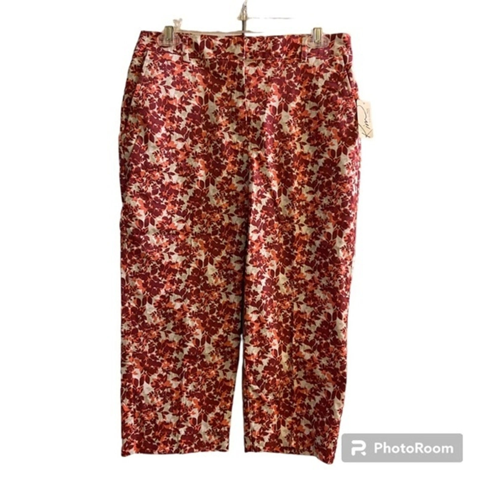 Kim Rogers Womens Size 8 Petite Capri Pants -New with Tags!!