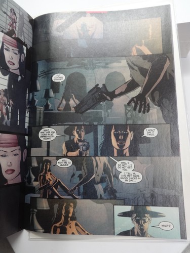 Elektra Marvel Knights #3 2001 Marvel Signed by Greg Horn NM Condition Recalled - Picture 9 of 11