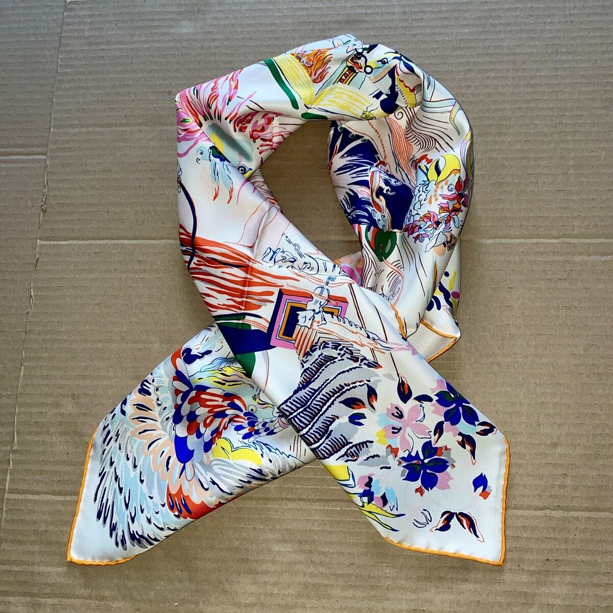 New Hermes Silk Emile Et Une Nuit scarf 90 34 New Hermes Silk Emile Et Une Nuit scarf 90 34