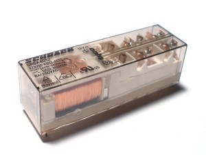 V23049-b1007-a322 3-1393256-7 SCHRACK safety relay relais de sécurité COIL 24 V