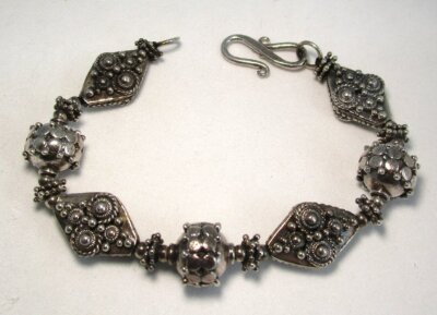 Test Silver Fancy Bead Bracelet 28.9 grams 7  long   lot 44f4