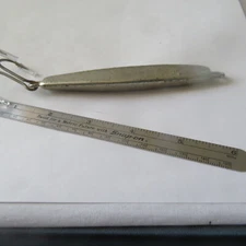 FISHING LURE  UNKNOWN  4¾"  DIAMOND TYPE  5 OUNCE JIG