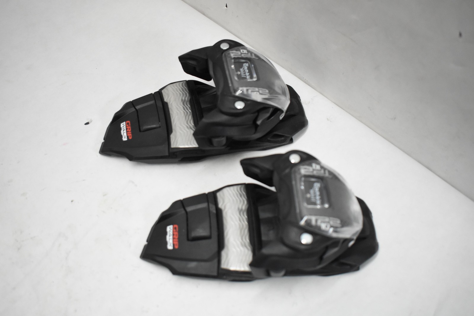Grip Walk TP2 Marker Bindings Ski Bindings Adult DIN 3-10 Black Toe Heel Pair