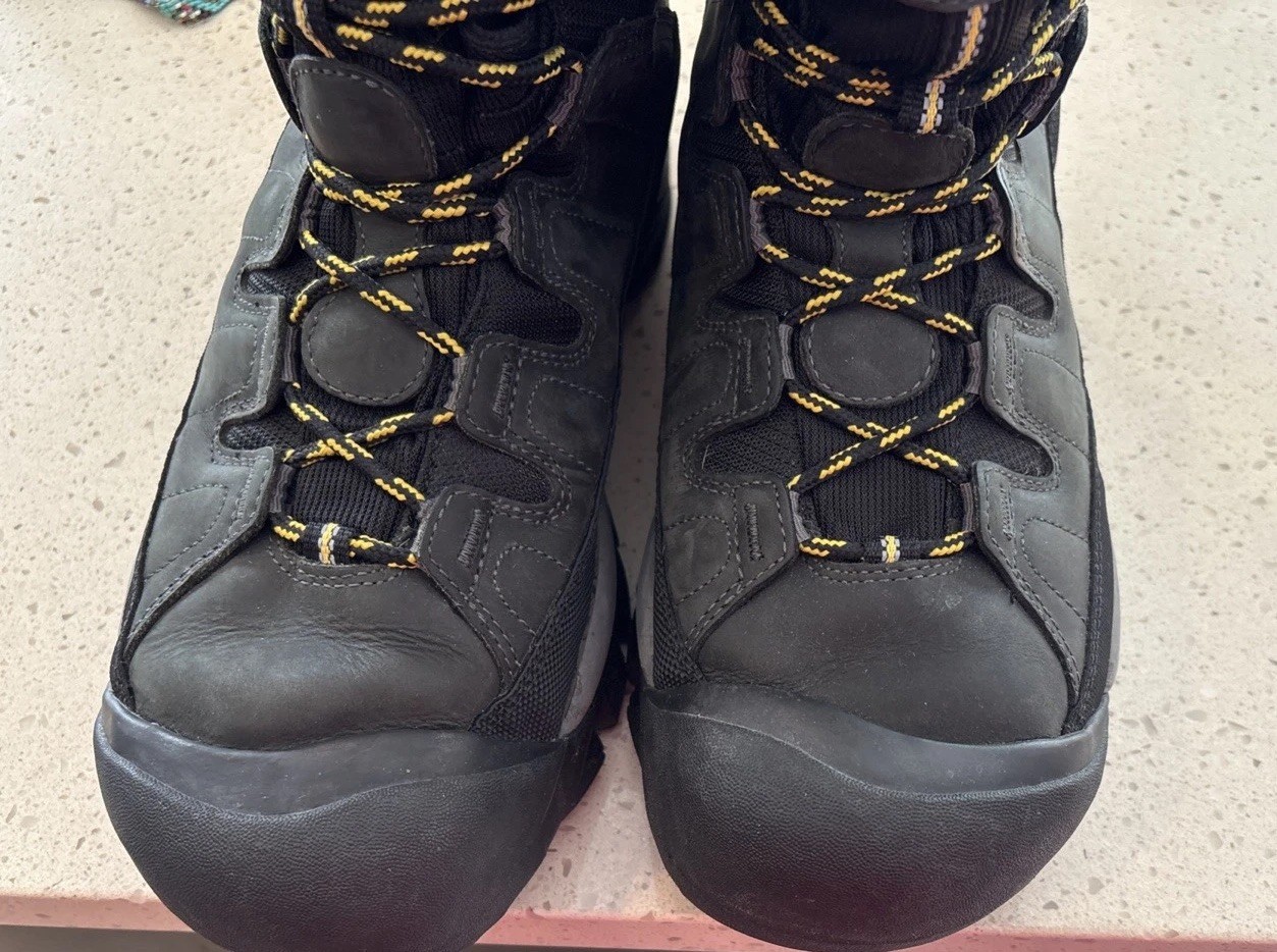 STIVALI KEEN SUMMIT COUNTY WP IMPERMEABILI ISOLATI NERI CON GIALLO UOMO 10 5 EX+