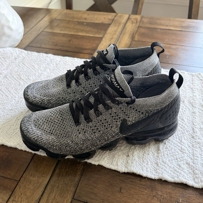 Nike Air VaporMax Flyknit 2 Cookies and Cream Gray/Black Lace Up Men 942842-107