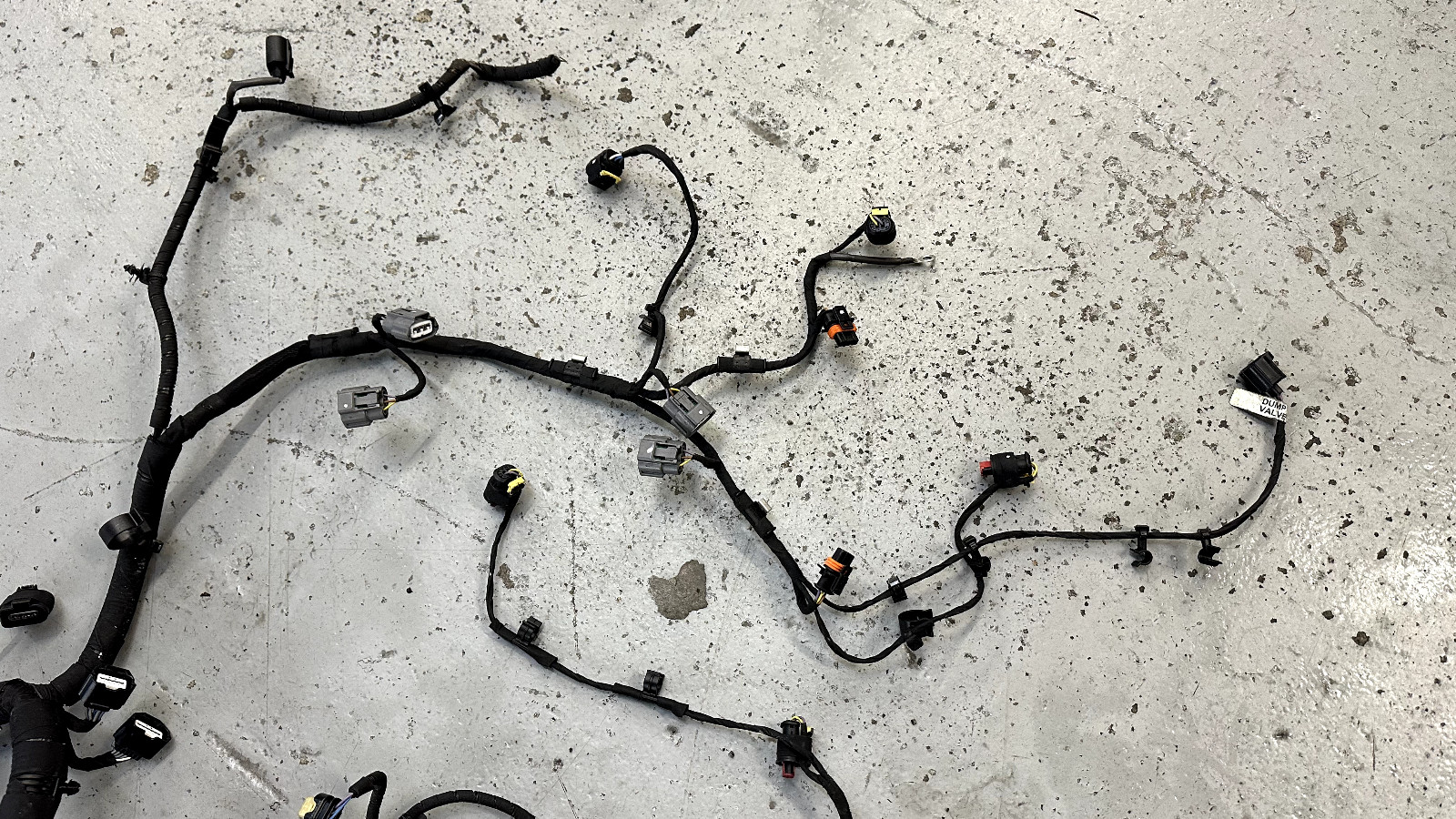 Mclaren 570S Engine Motor Wiring Wire Harness 01121036 used OEM