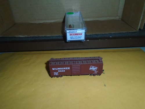 ATLAS #34588A 40' PS-1 BOX CAR - MILWAUKEE ROAD #MILW 39967 N | Zustand: Used