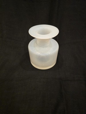 VINTAGE SCANDINAVIAN WHITE OPALINE CASED ART GLASS DESIGN CARNABY VASE 