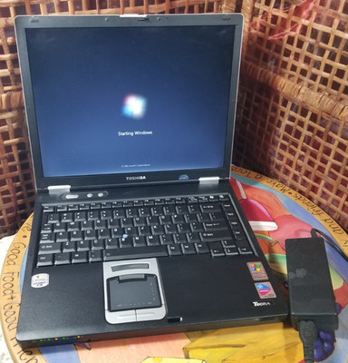 Toshiba Tecra M2 Laptop Windows 7 Home Prem