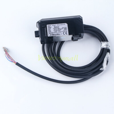1PCS Gebraucht KEYENCE IL-1000 Verdränger Sensor Geprüft