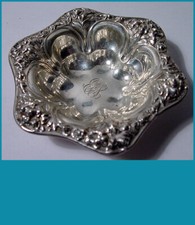 ONE Sterling Silver Nut Dish Orange Blossom LILY Meriden Britania