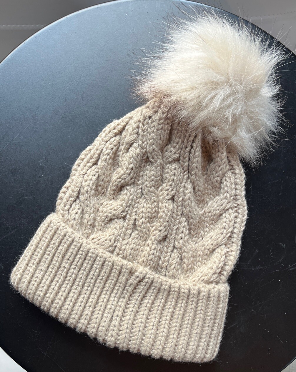 GAP Kids Cable-Knit Pom Beanie | Size S/M | NWT!