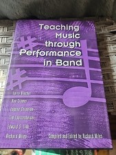 Traching Music Through Performance In Band