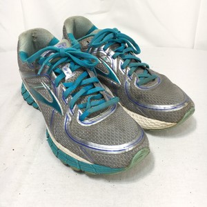 brooks rubber shoes